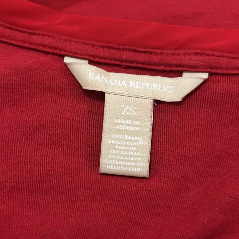 Banana republic Red T-shirt Sz XS